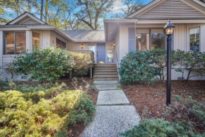 NEW LISTING 49 Governors Rd Renovated Luxurious Sea Pines Sleeps 8